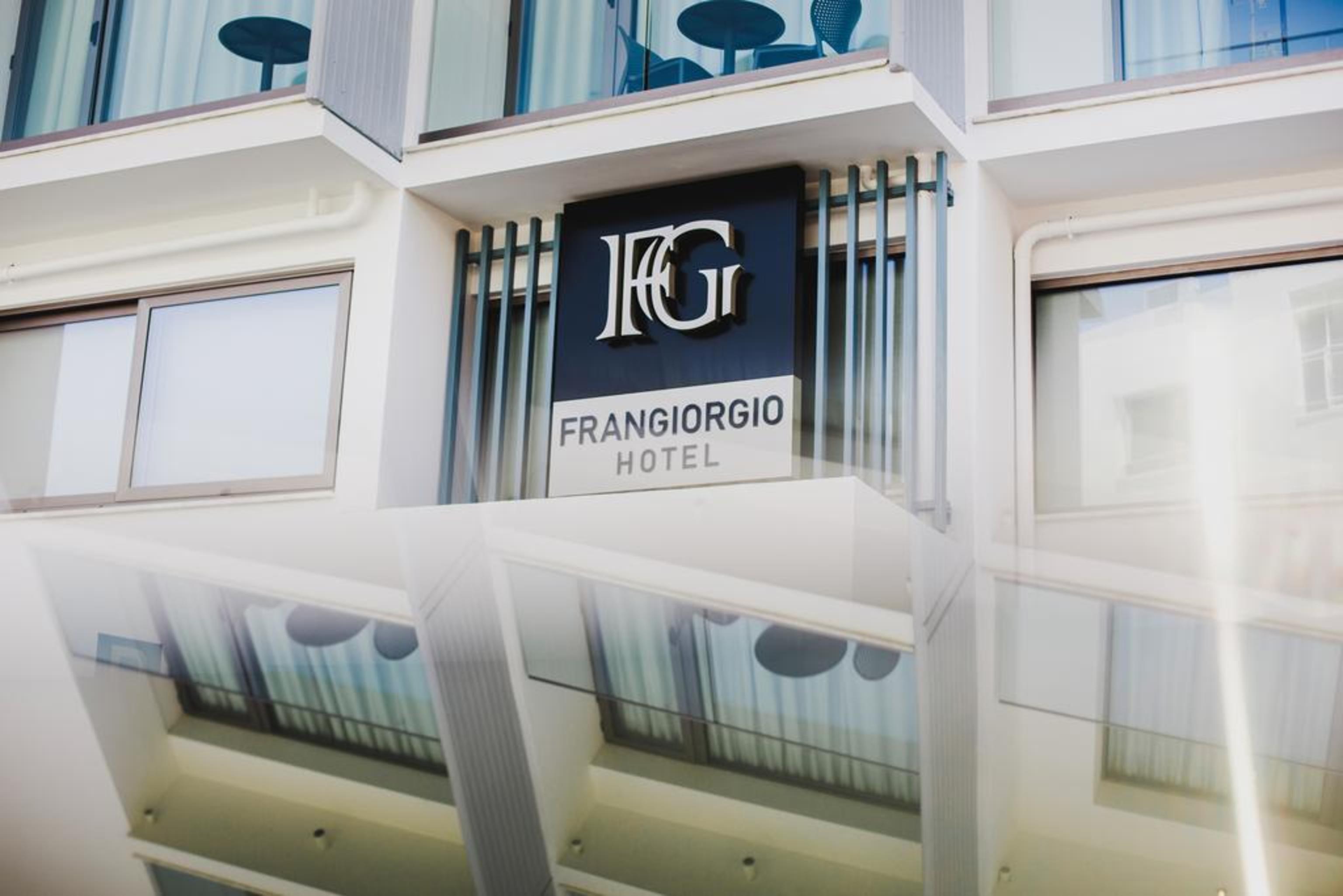 מלון Frangiorgio 3*