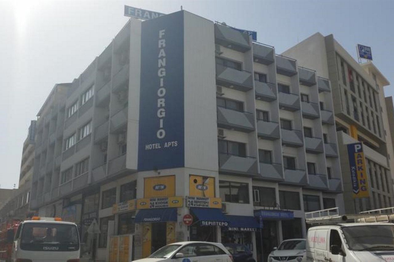 מלון Frangiorgio 3*